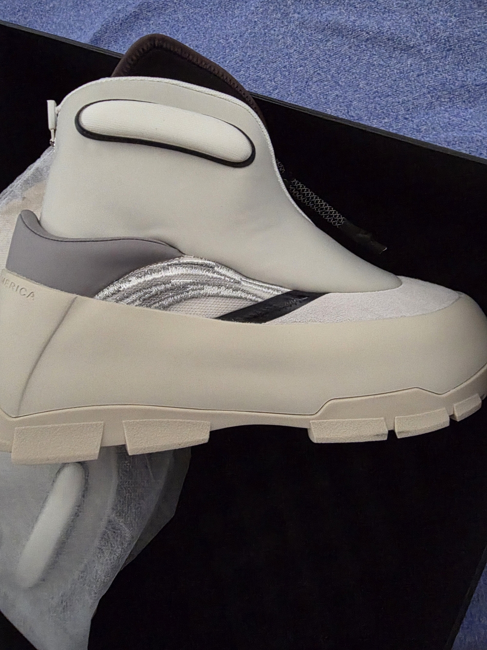 Designer Boots - Picture 3 of 4